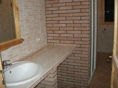 A Pochi Passi Dalla Willa