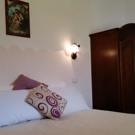 Willa A Pochi Passi Dalla Calabernardo