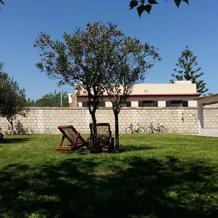 A Pochi Passi Dalla Willa Calabernardo